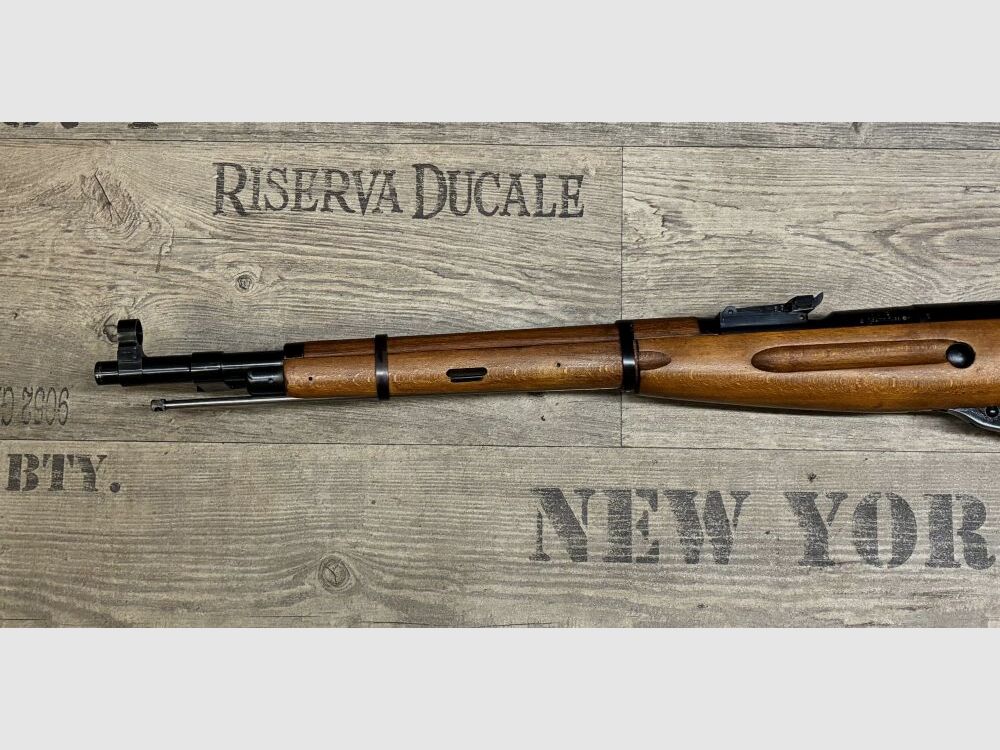 Mosin-Nagant M44 incluyendo bayoneta