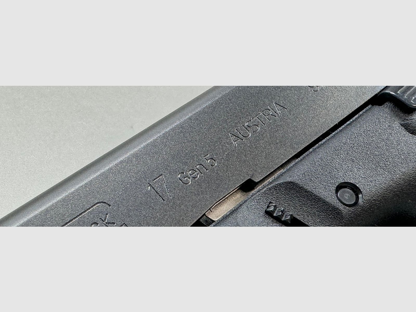 Glock 17 Gen5 M.O.S. FS FXD mit Gewindelauf