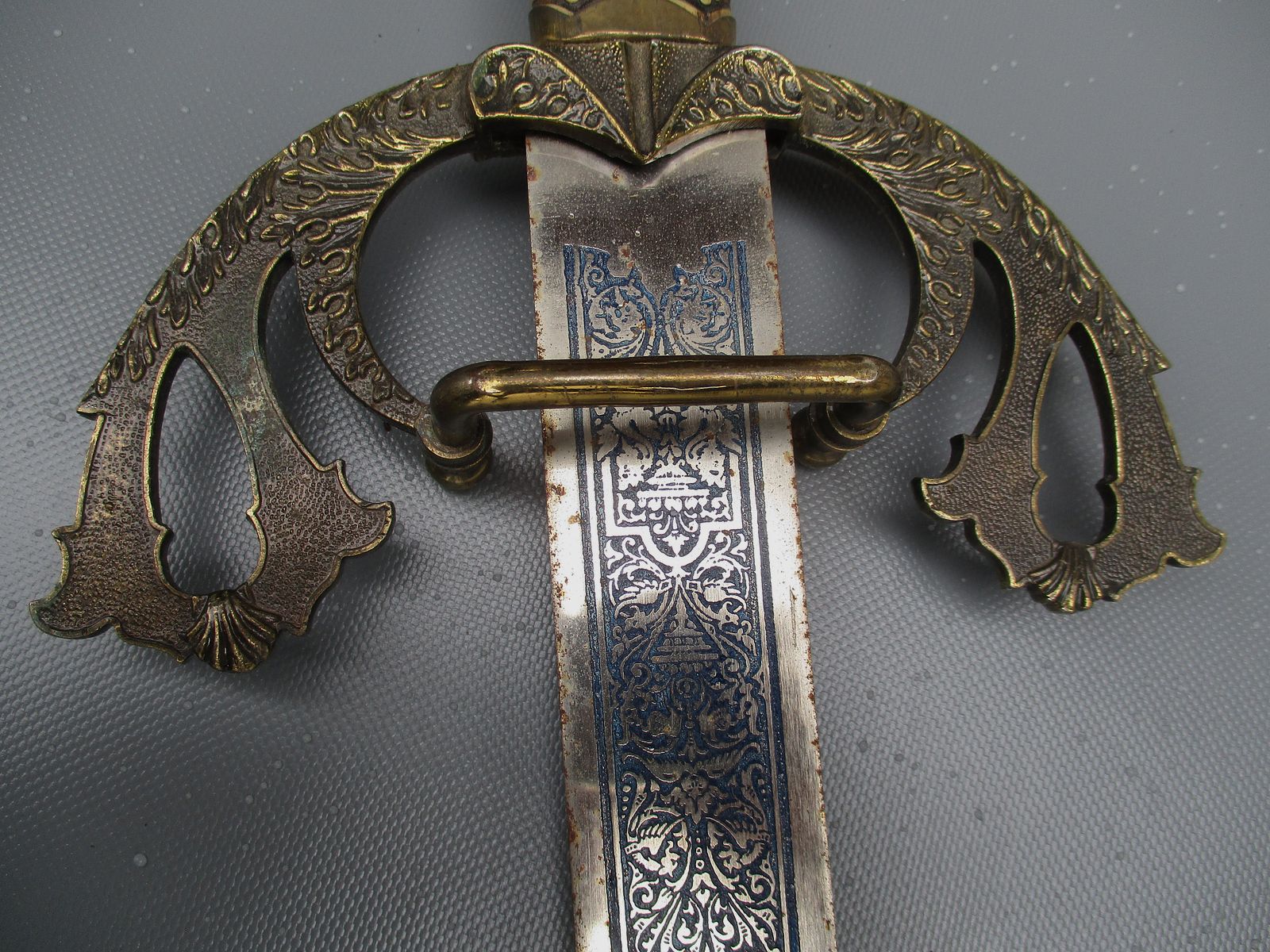Épée d'origine inconnue