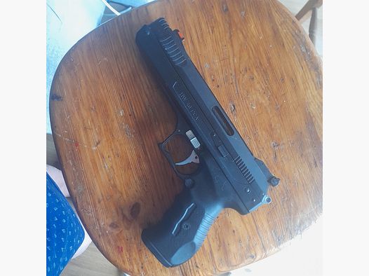 Luftpistole HW 40 PCA