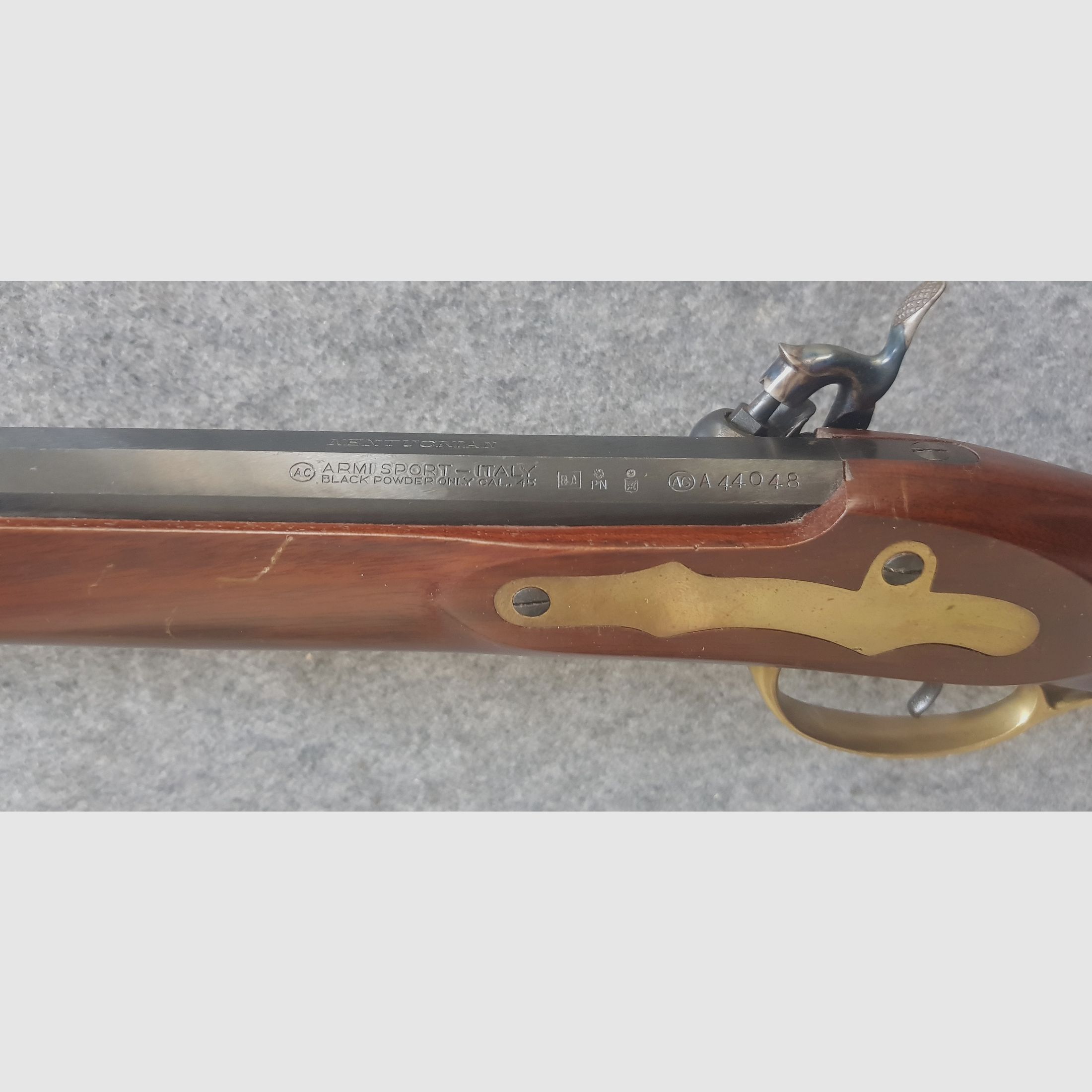 Vorderlader Pedersoli  Perkussions Büchse Rifle Armi Sport - Italy Kentuckian im Kaliber .45 Gewehr 