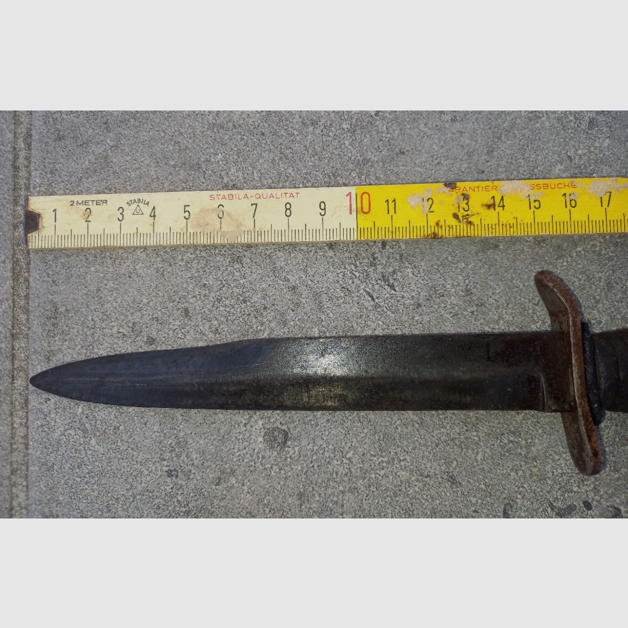 Oryginalny nóż okopowy WKII US.M3/Kampfmesser z pochwa US.M8