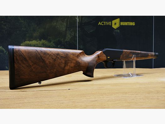 Blaser R8 Schäftung / Holzklasse 7 / Bayrische Doppelfalzbacke / mattes Finish
