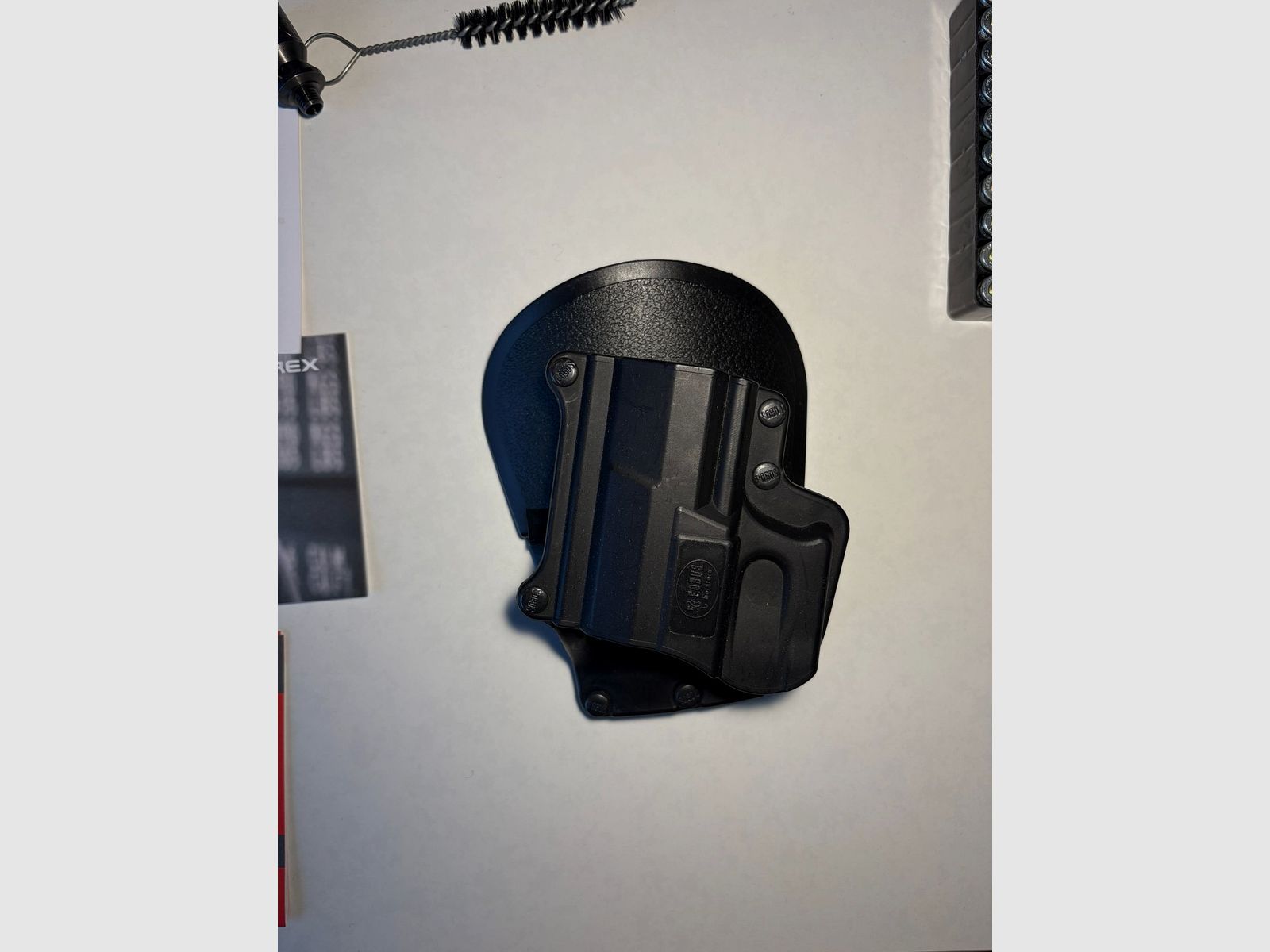 Walther P22 Ready Schreckschuss Pistole 9mm P.A.K. schwarz inkl. Holster und 84 Platzpatronen