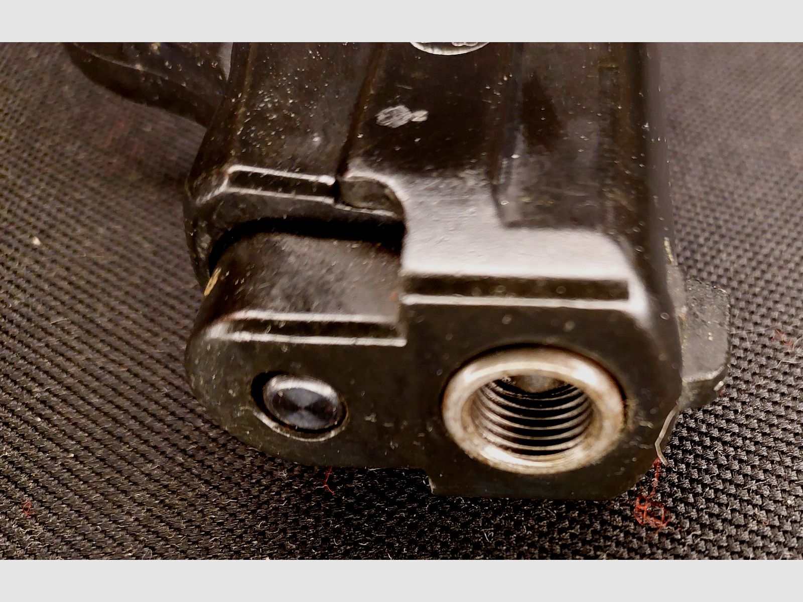 Sig Sauer P239 pistolet d'alarme au calibre 9 mm P.A.K. (PTB 696)