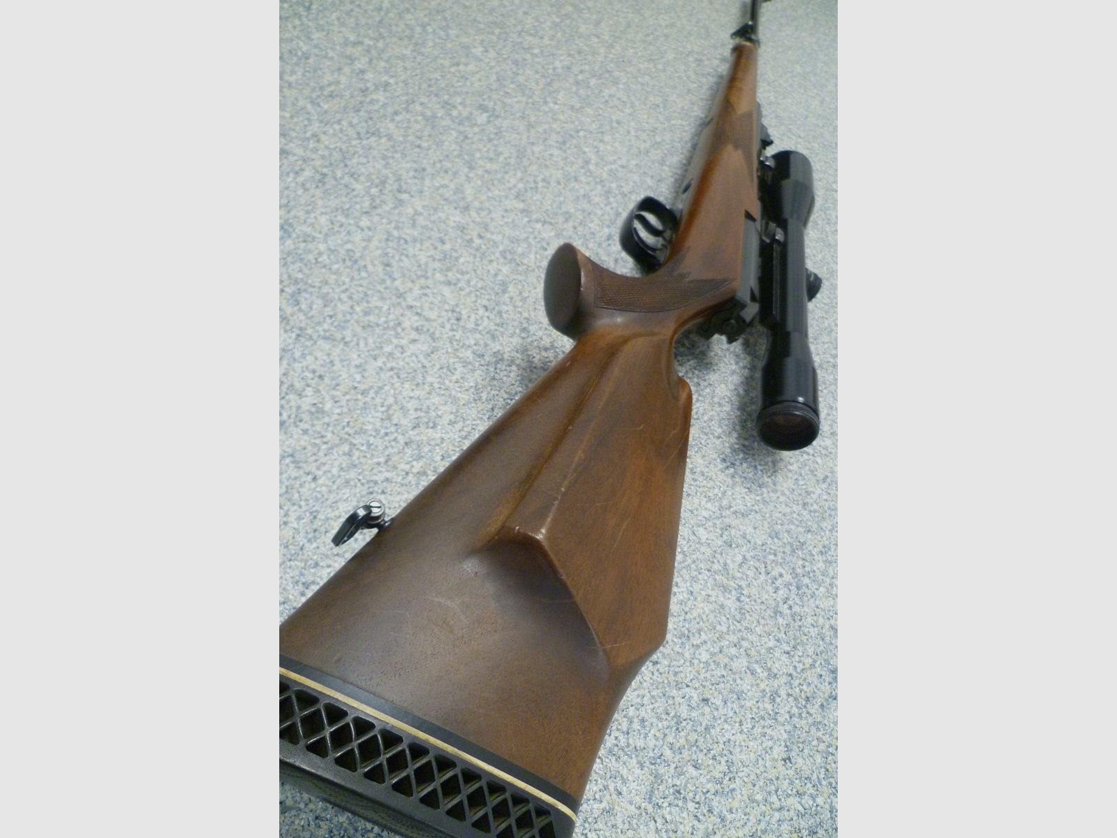 Rifle repetidora Mauser modelo 66 S .243 Win.