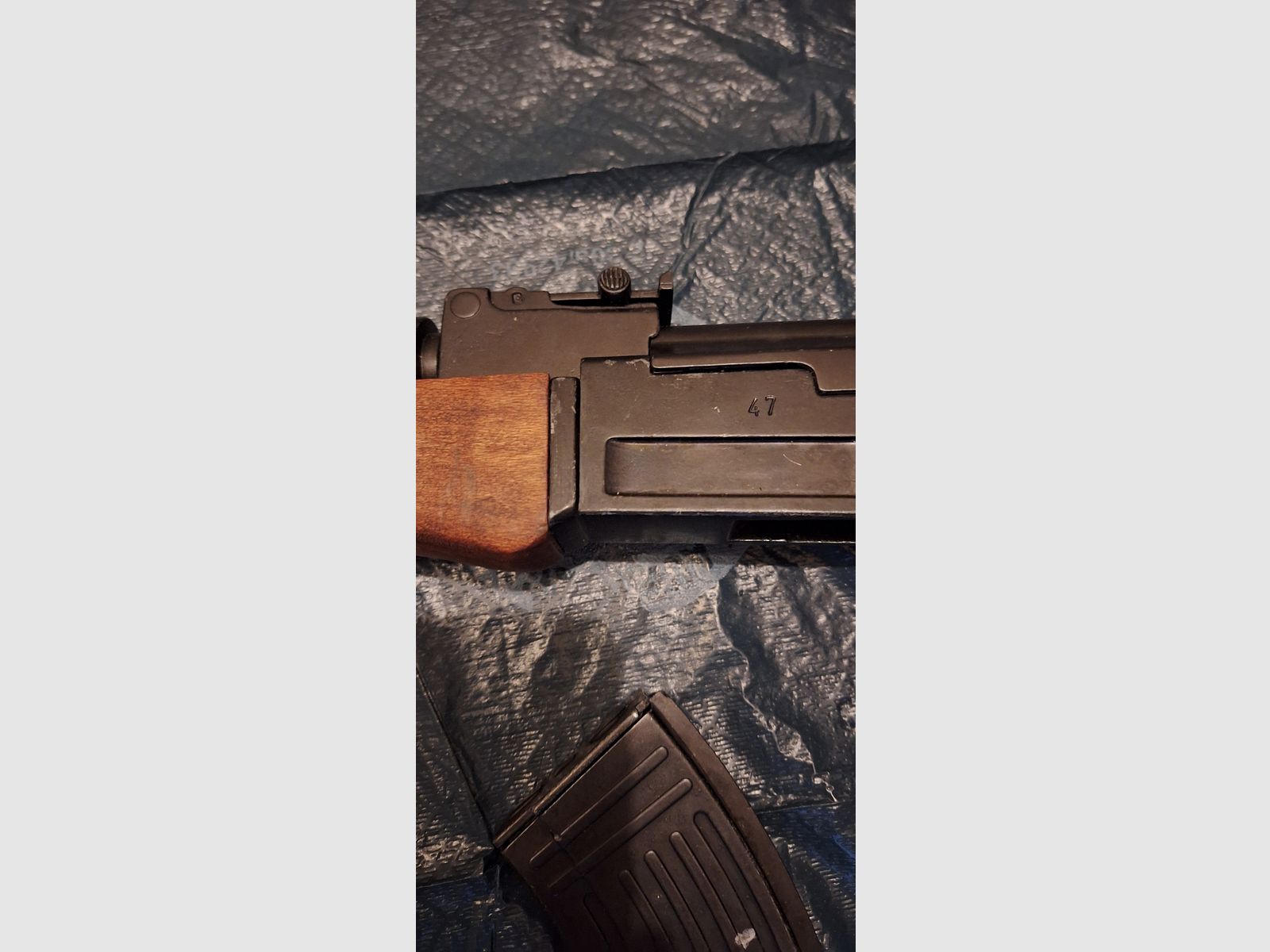 Kalaschnikow AK-47 Replika – guter Zustand, mit Gebrauchsspuren – 150 € VB