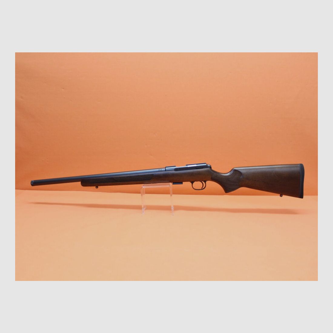 CZUB Rep. Karabin .22lr CZUB CZ457 Varmint Z Gwintem 20"/525mm Lufa/ Gwint 1/2-20/ Drewniana Kolba