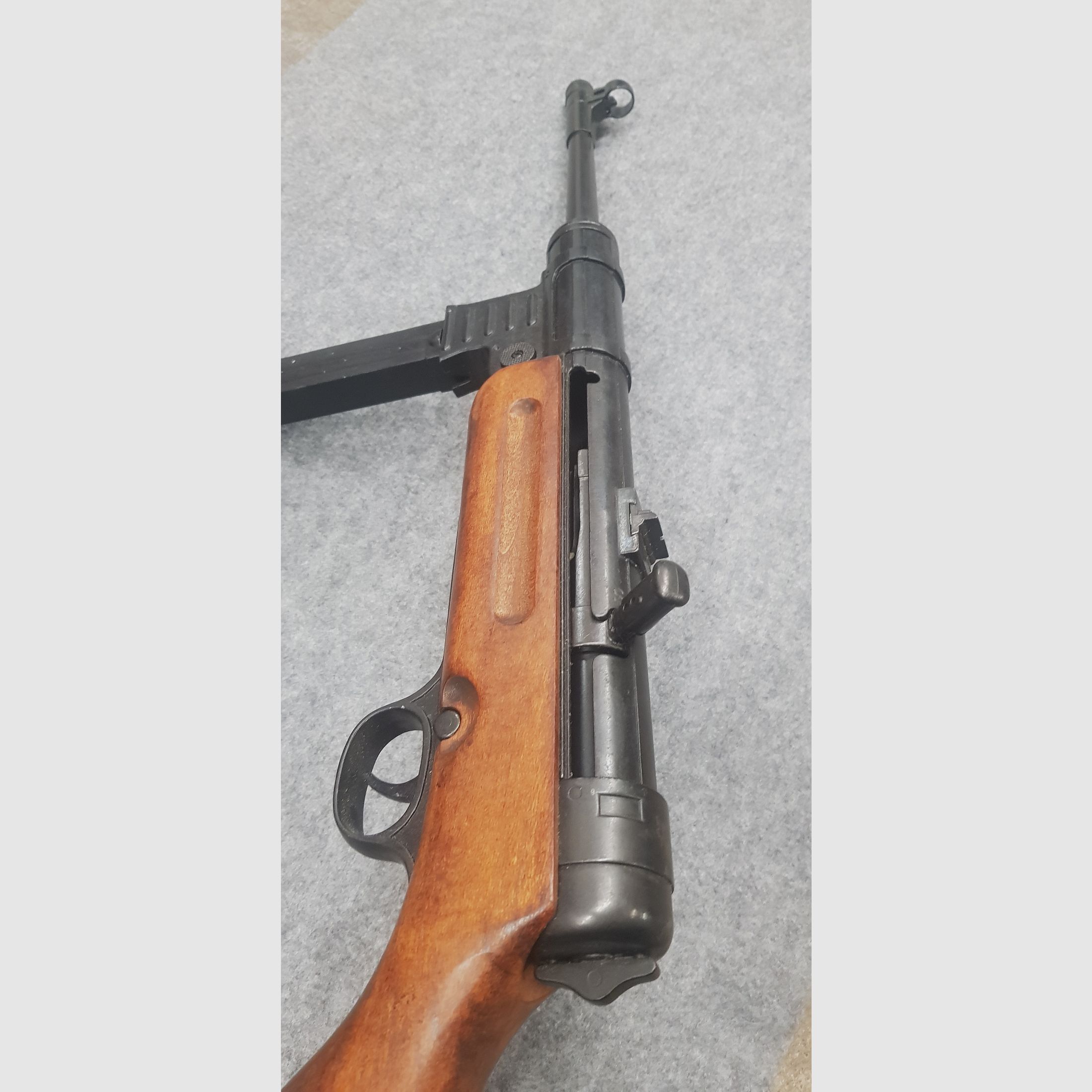 Schmeisser MP41 Maschinenpistole Deko Modell Denix