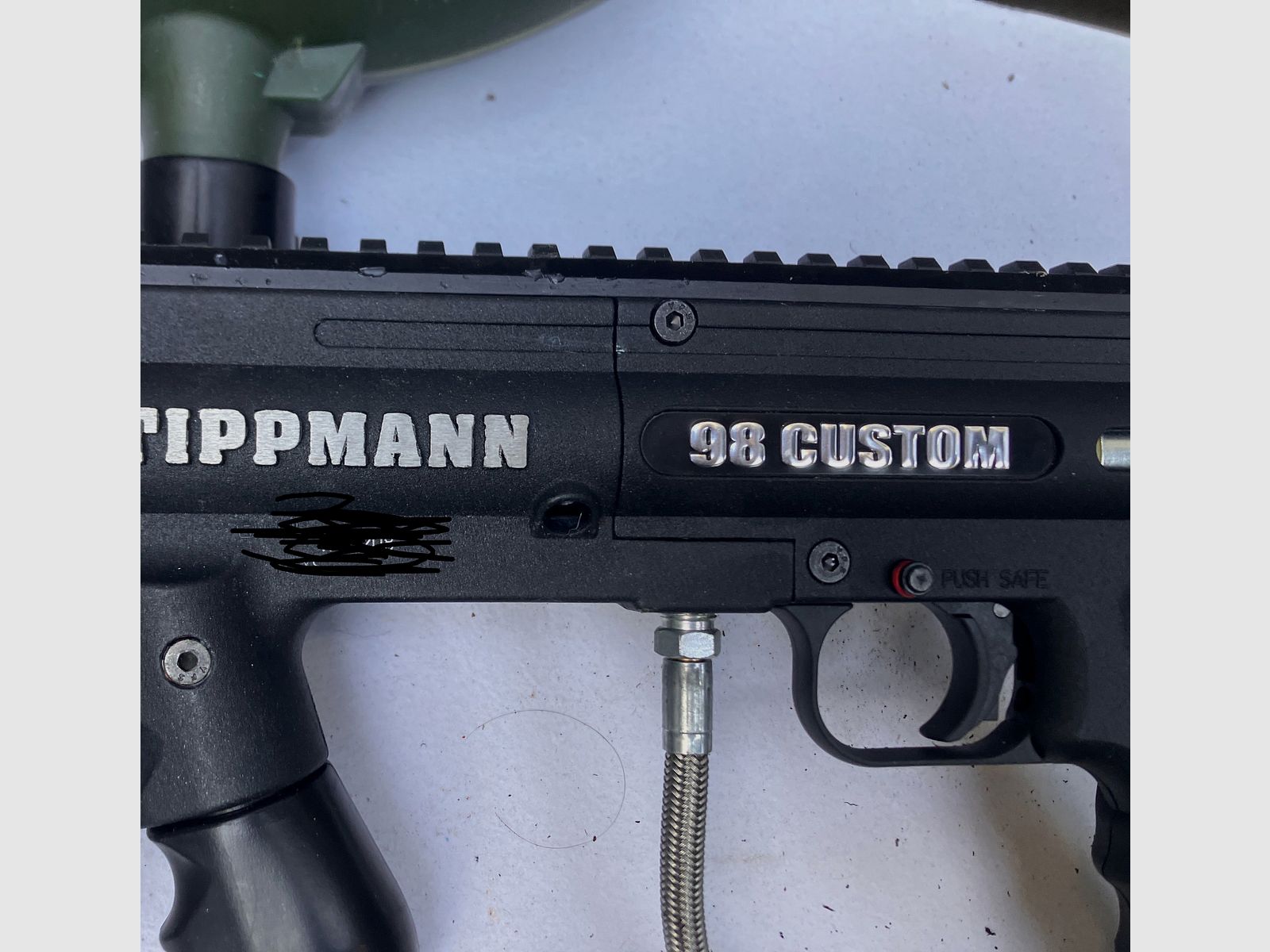 Tippmann 98 Custom including spare marker and accessories