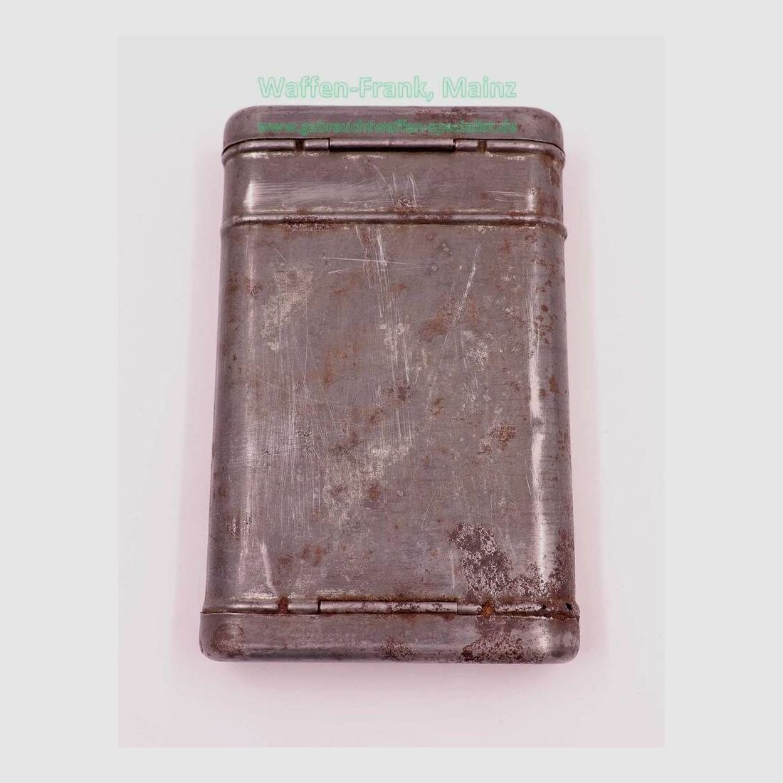 Diverse fabrikanten militaire schoonmaakmiddelen