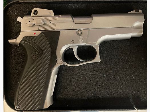 Smith Wesson 5906 S&W 5906 9mm Selbstladepistole