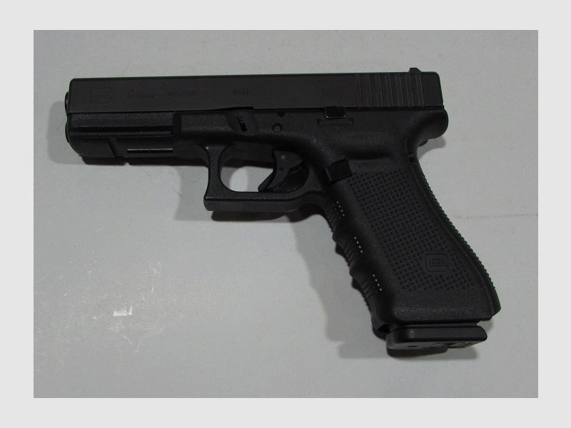 Pistole Selbstladepistole Glock 17 Gen 4, Kal. 9×19, neuwertig, Bild 2 von 3