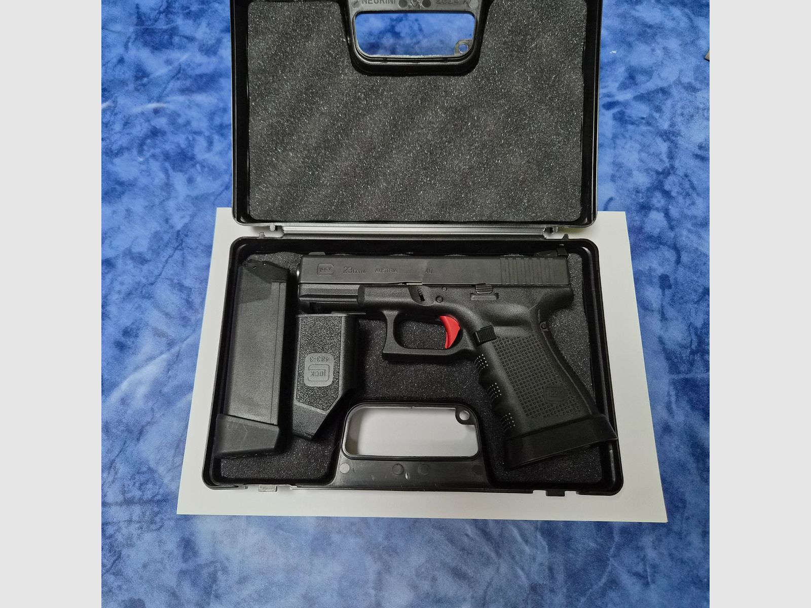 Glock 23 Gen 4 .40 S&W – set completo da competizione high-end (mirino LPA, trigger tuning, kit molle, valigetta, accessori)