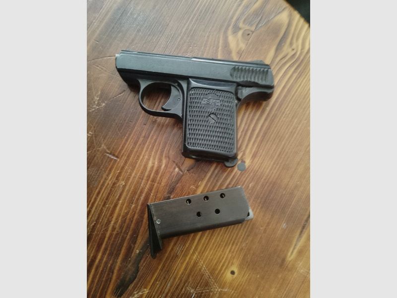 Sammlerstück. Es handelt sich um eine Rhöner SM 110 S im Kaliber 8mm
