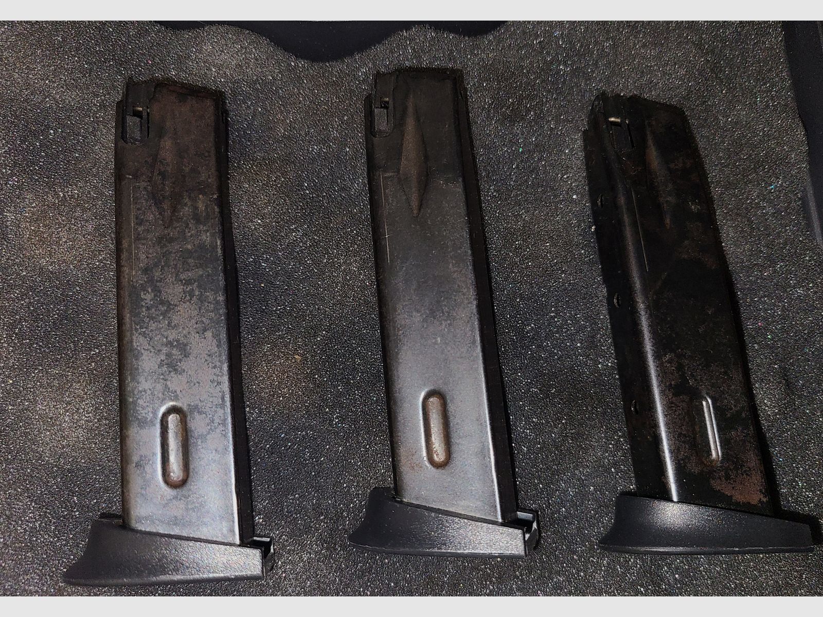 RETAY X TREME / CHROMED SILVER / with accessories 3 MAGAZINES / with original packaging / cal. 9mm P.A.K. / PTB 1042 / BLANK FIRING GAS PISTOL / NEW YEAR'S EVE / SELF-DEFENSE / LIKE NEW / !!! PLEASE READ DESCRIPTION !!!