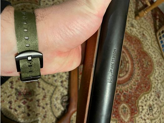 Haenel 300 - 4 i -2 karabiny pneumatyczne