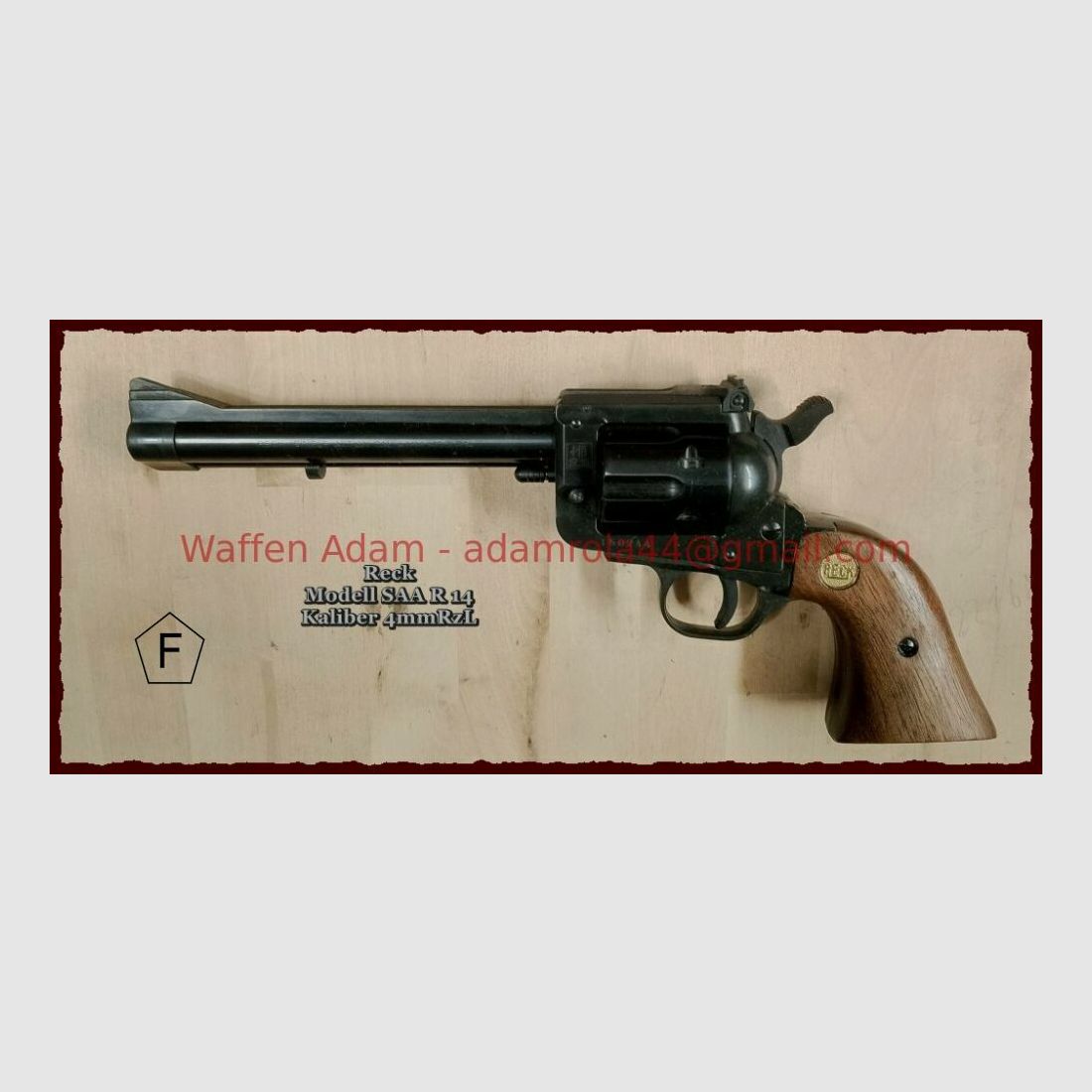 RECK F in het Pentagon SAA Revolver R14