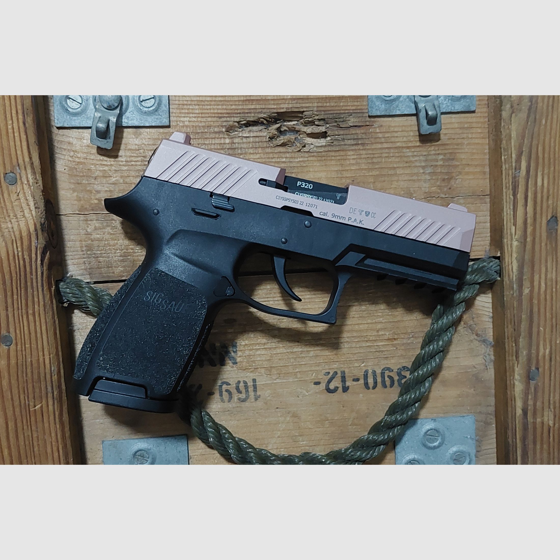 SigSauer P320 "Rosegold" 9 mm P.A.K (PTB 1038) Roségold keine Glock Walther Heckler RG
