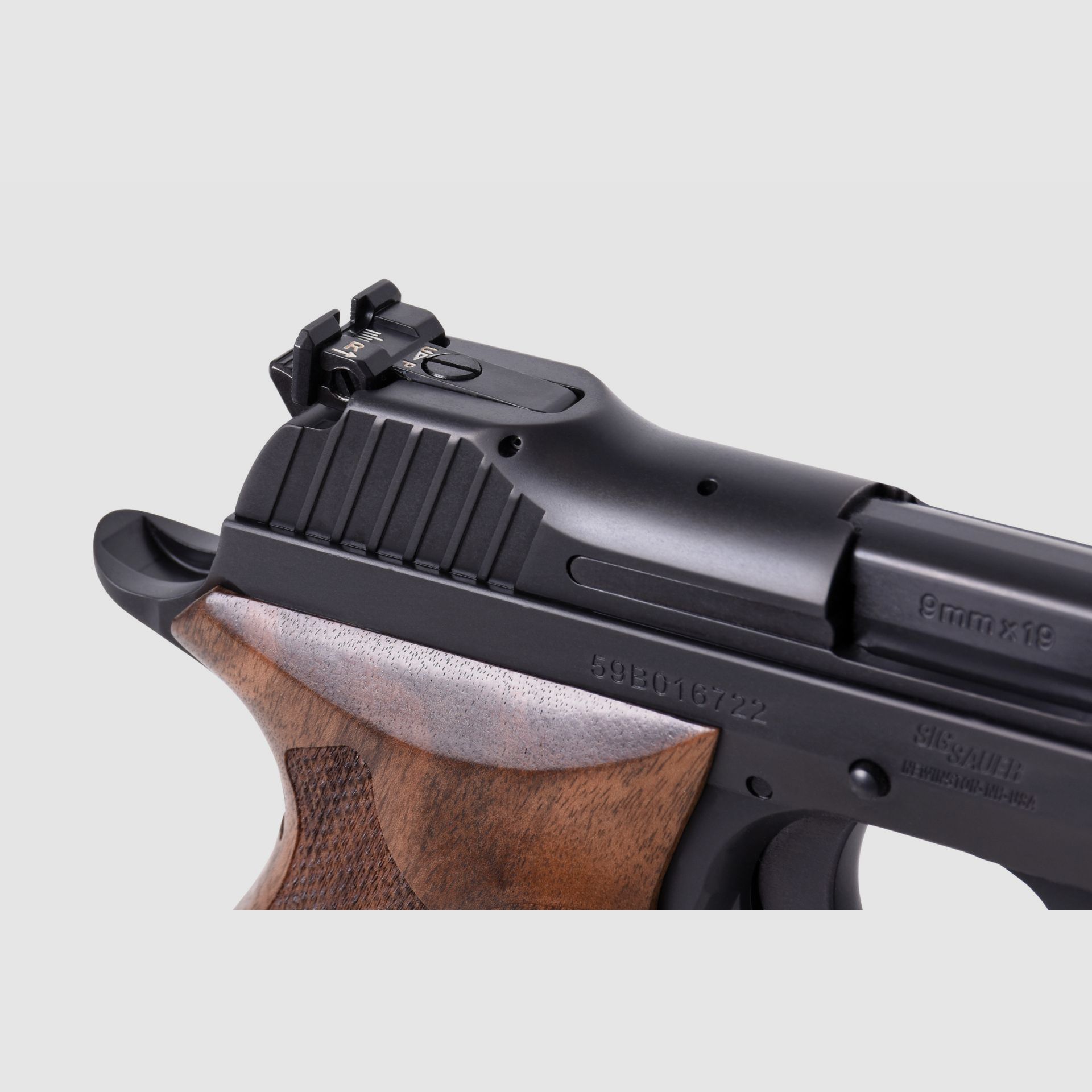 Sig Sauer P210 Target 9mm Luger - Pistolet samopowtarzalny typu match, zdjęcie 6 z 11