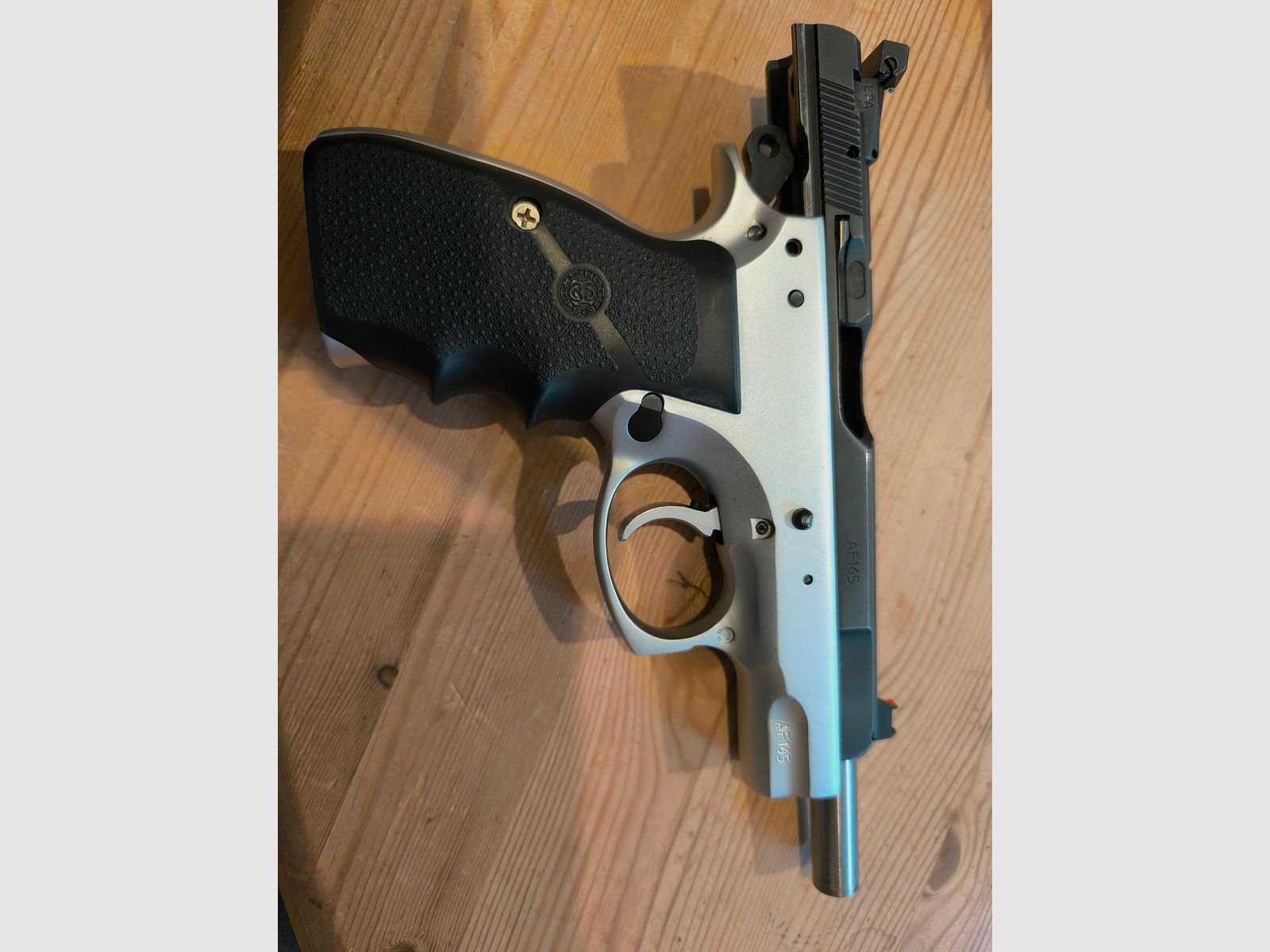 CZ 75B 