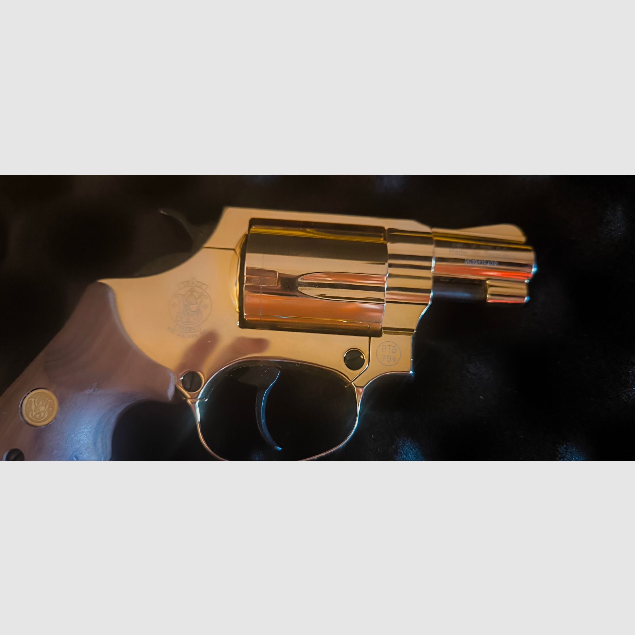 Revolver 9mmRK, 24Karat Vergoldet & Ungeschossen von Smith & Wesson, Modell Chiefs Special