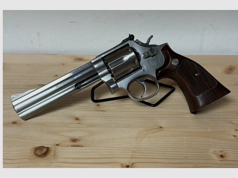 Smith & Wesson 686-4	 .357Mag