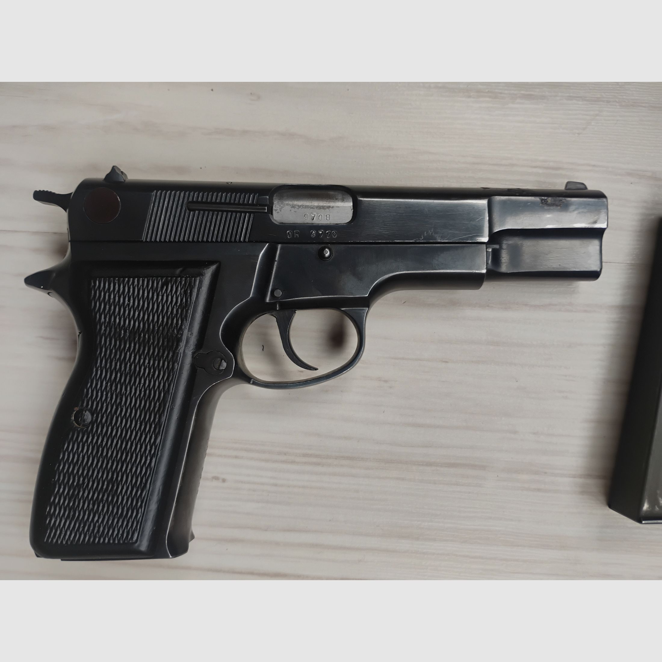 9mm Pistole FEG Budapest
