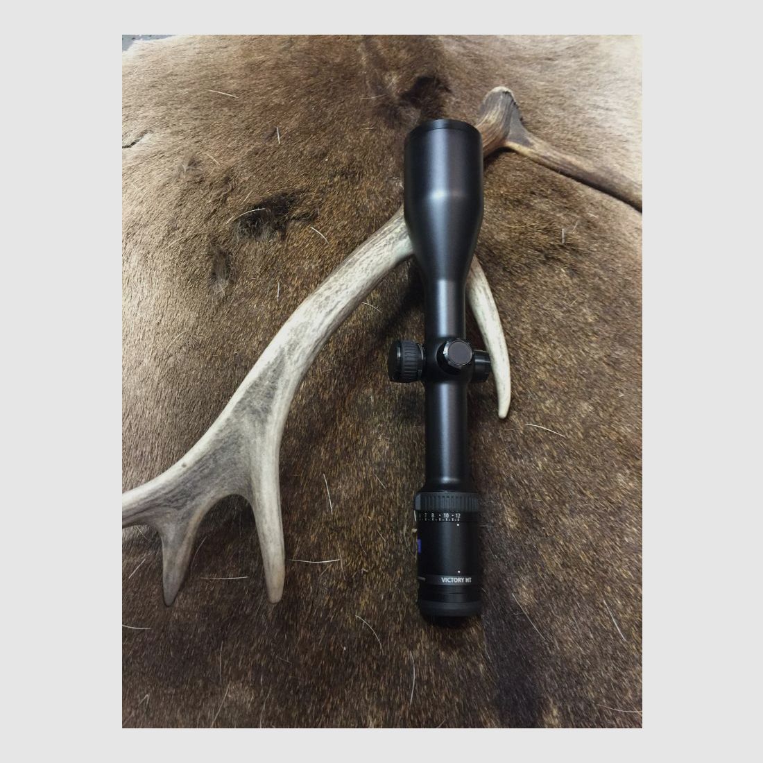 Zeiss Victory HT 3-12x56 M, z szyną