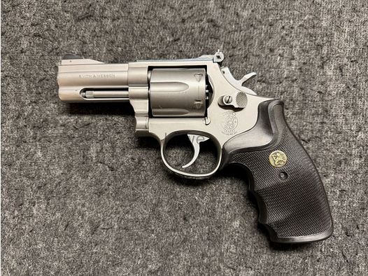 Smith and Wesson 686