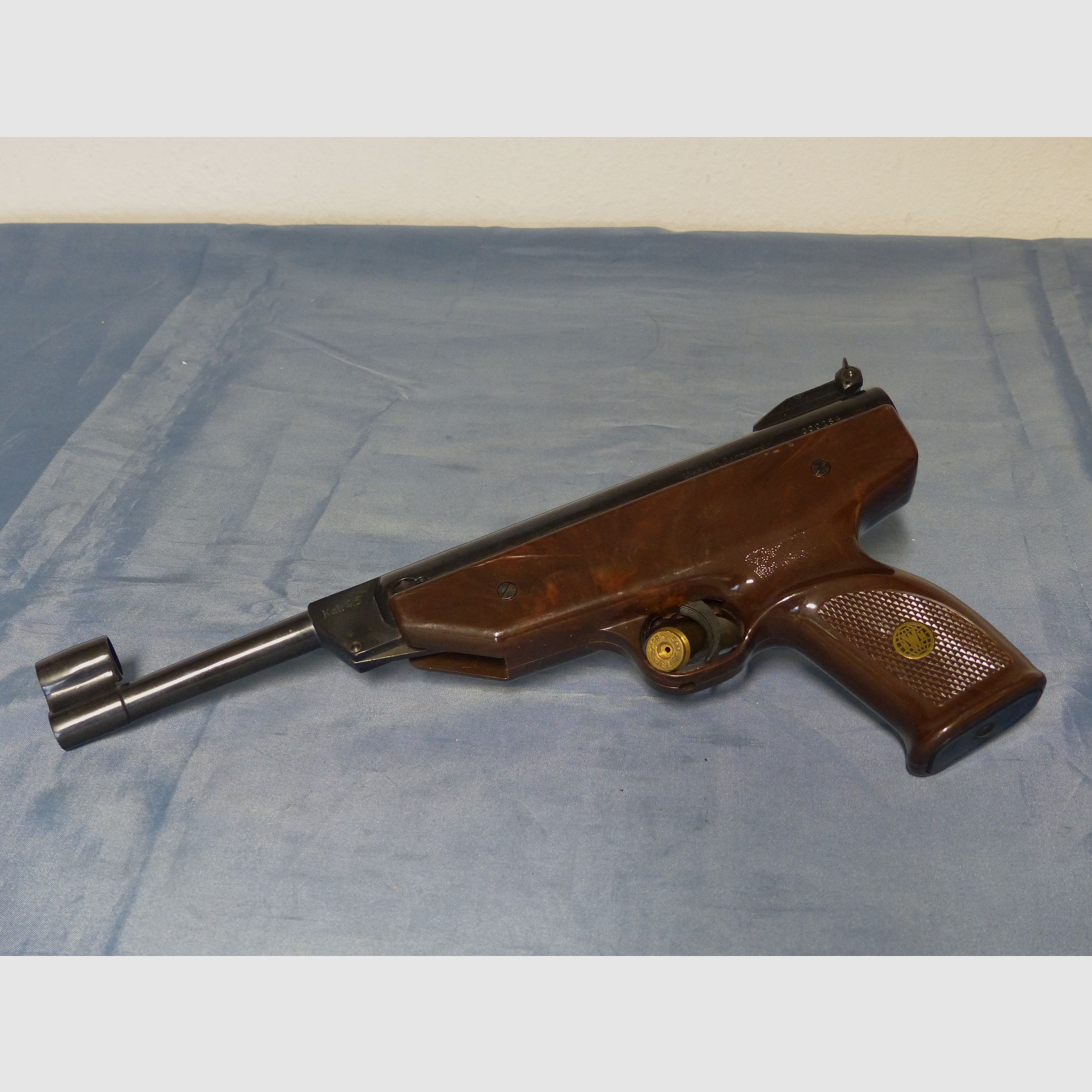 Weihrauch HW 70 air pistol 4.5 mm Diabolo without F with original packaging serial number 284