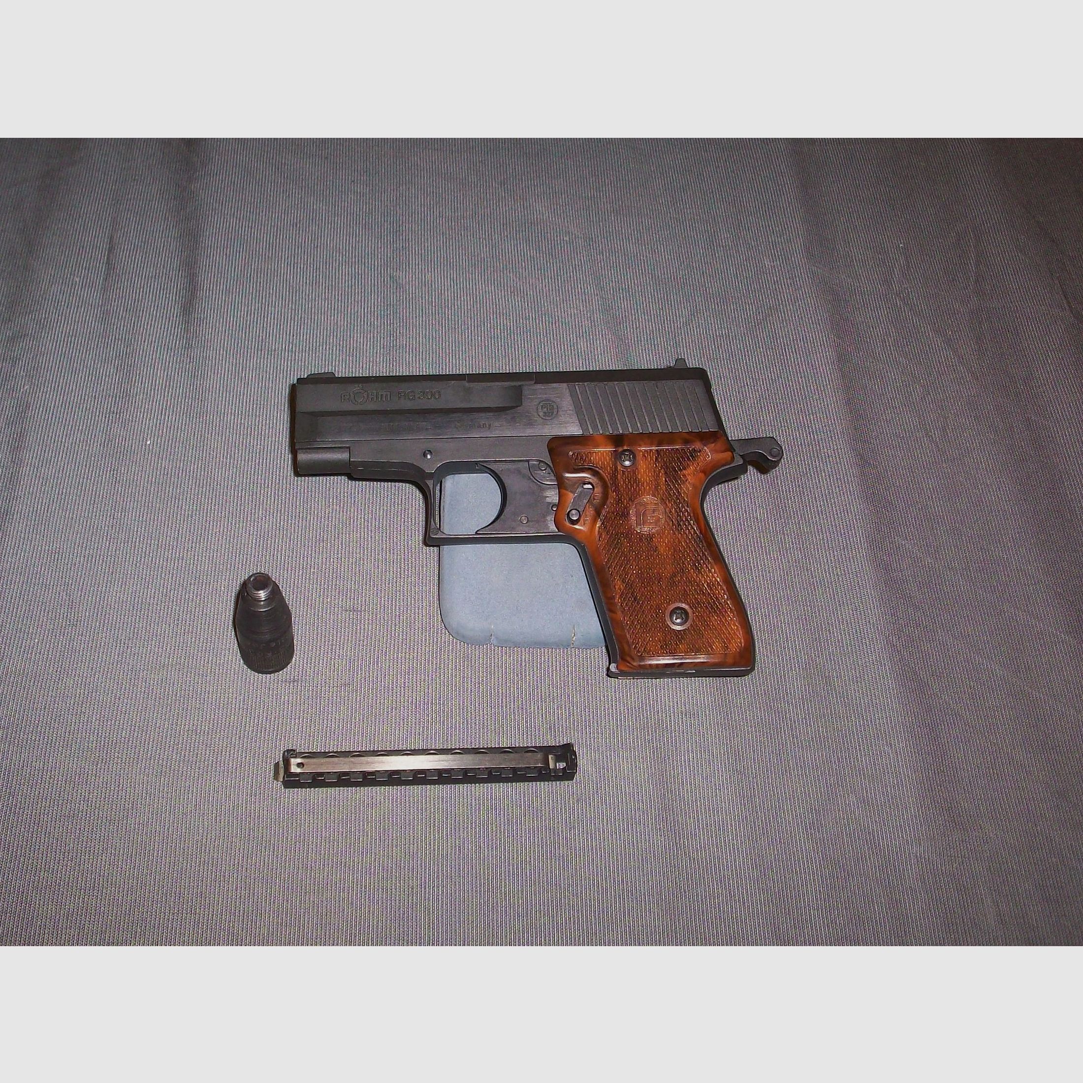 Pistolet gazowy Röhm RG 300, 6 mm Automatik Model i akcesoria!