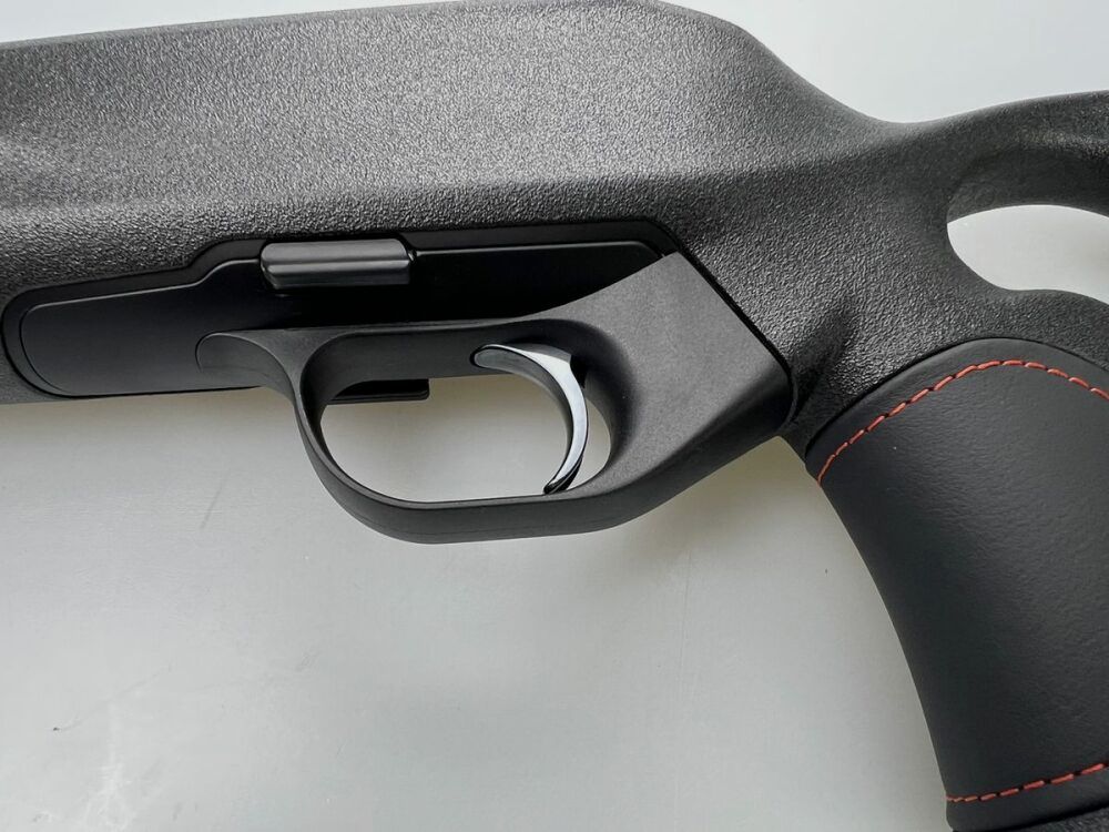 Blaser R8 Professional Success Monza Stock with System