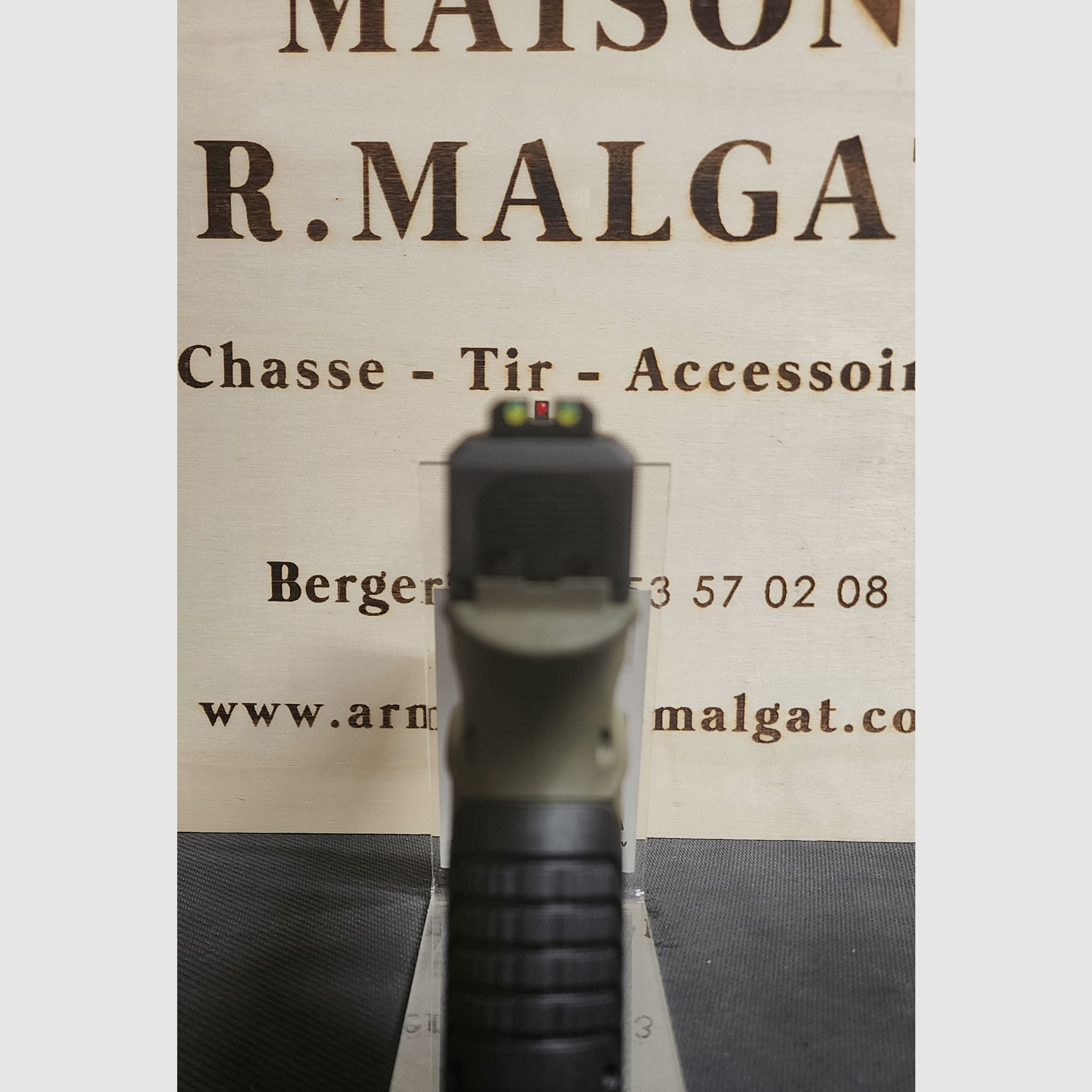 DERYA DY9 Schwarz/Grün Optics Ready cal. 9×19 (auf Bestellung), Bild 7 von 10