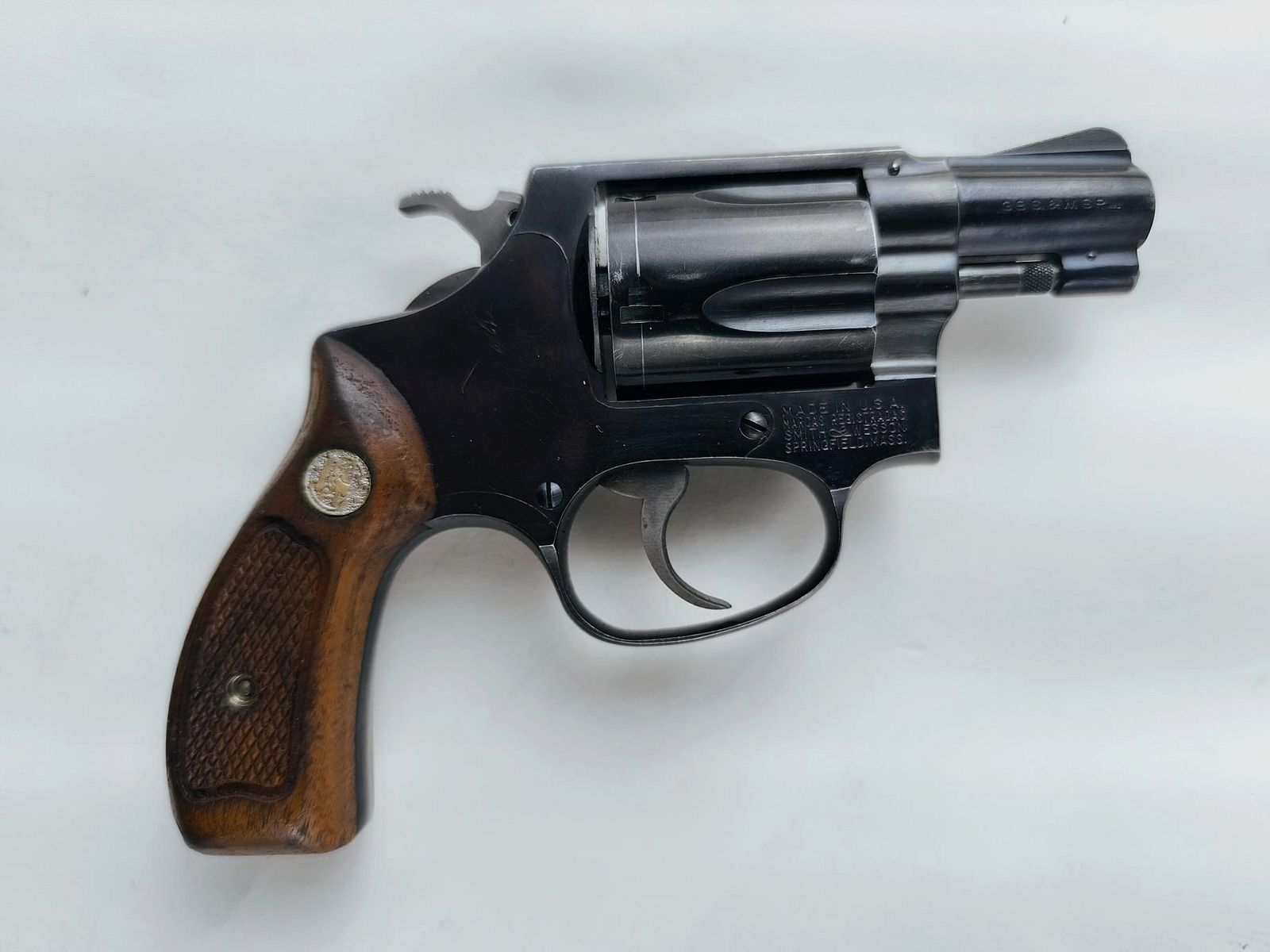 Rewolwer Smith & Wesson Model 36 kal. 38Spec, zdjęcie 3 z 4