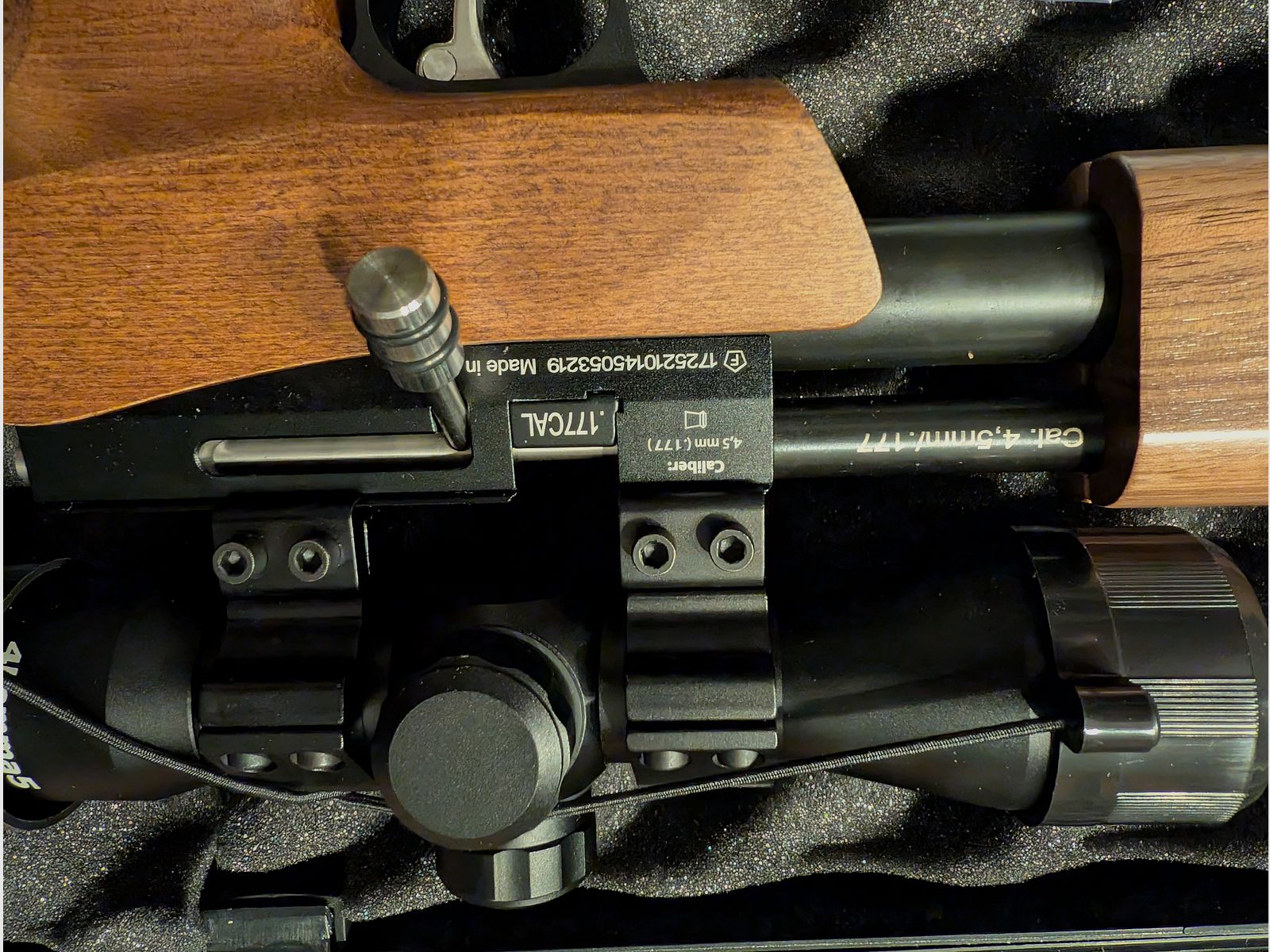 Diana Bandit z walizką i akcesoriami pistolet pneumatyczny