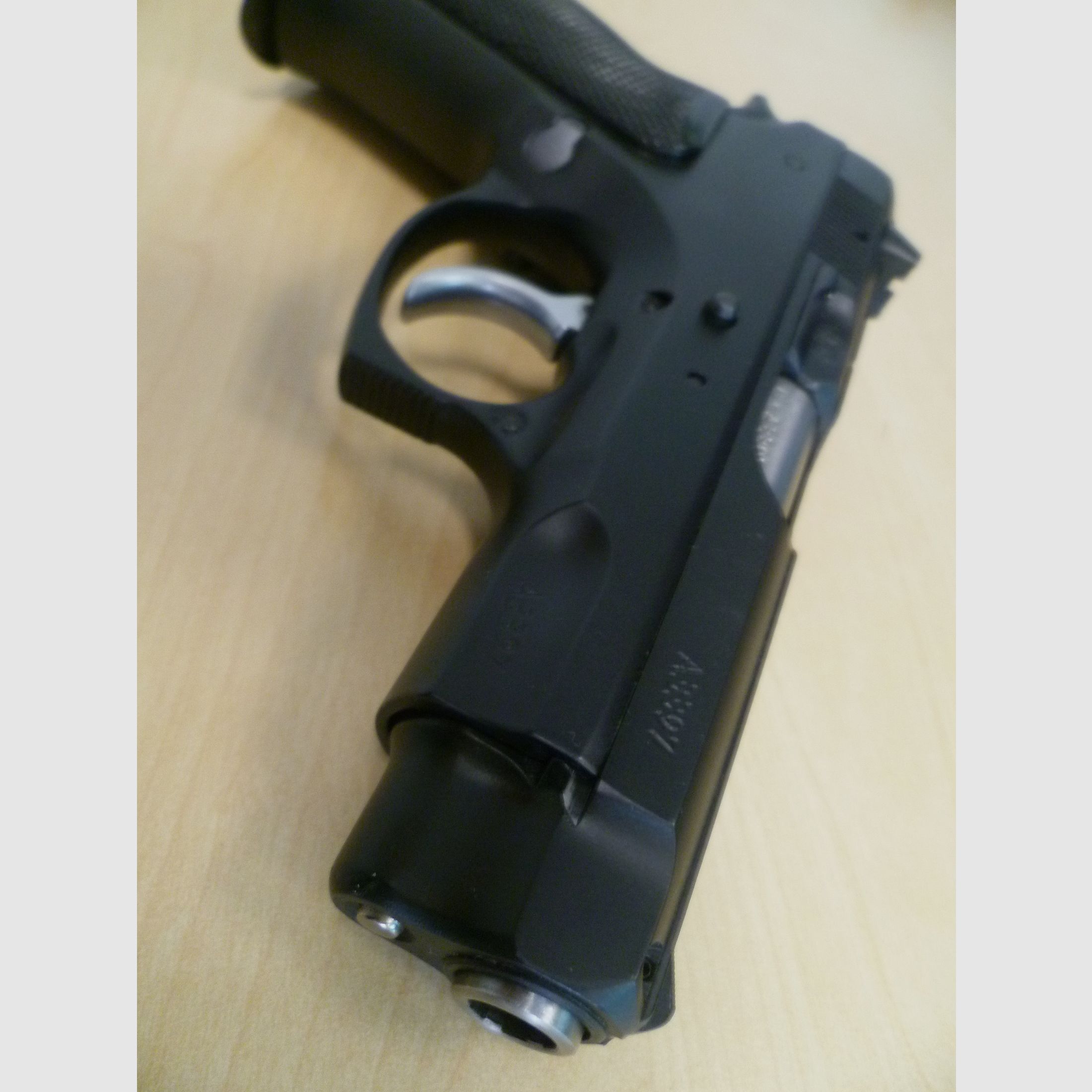 Pistole CZ 75 Compact  -  9mm Luger