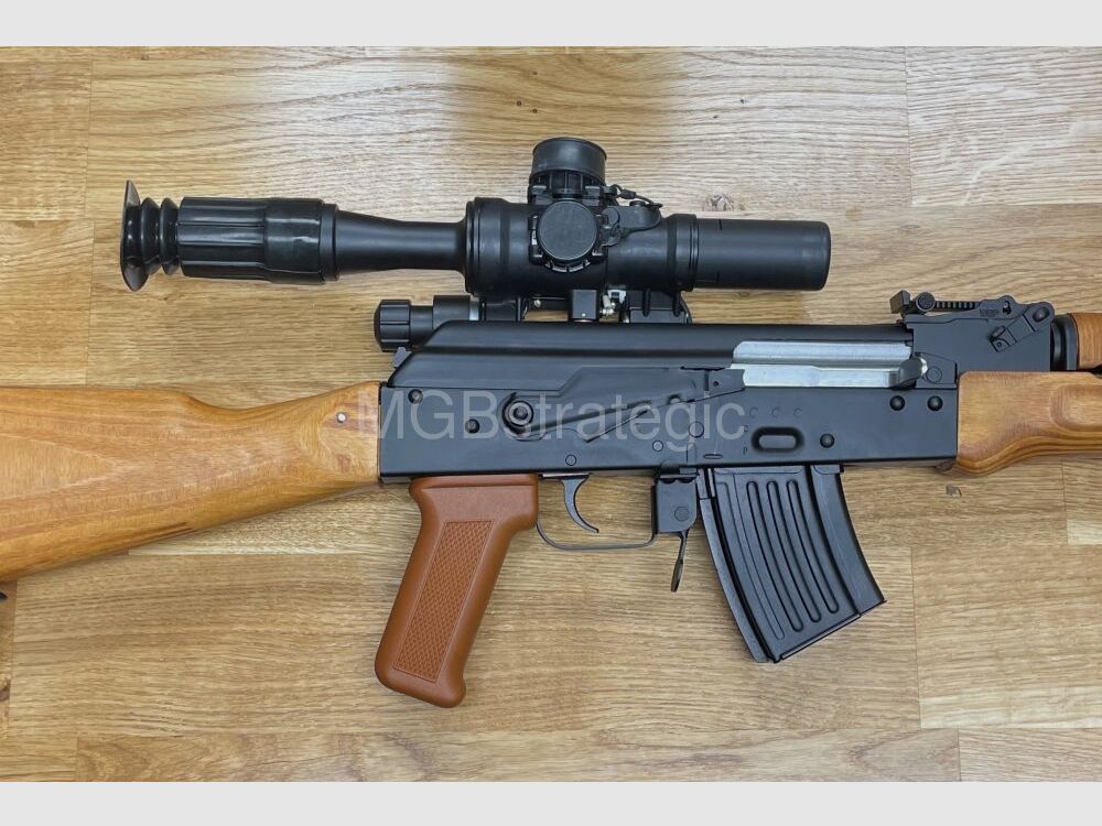 WBP Jack - carabina semiautomatica 7,62x39 - sistema AKM AK47 AK74 con calciatura in legno stratificato - il bayonetta può essere montata - Made in Poland - novità!