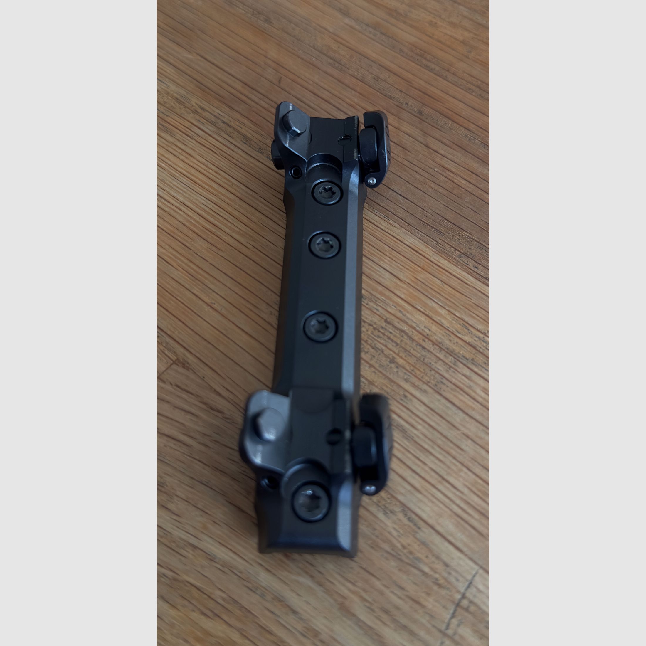 Henneberg SAMO montaż siodłowy Leica do Blaser R8