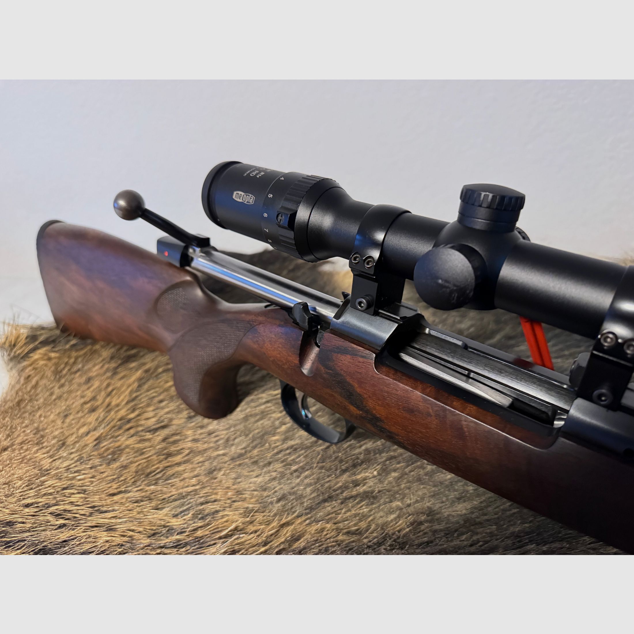 Pakiet dla młodych myśliwych – CZ 557 Kal. .308 Win. – w pełni wyposażony i gotowy do użycia