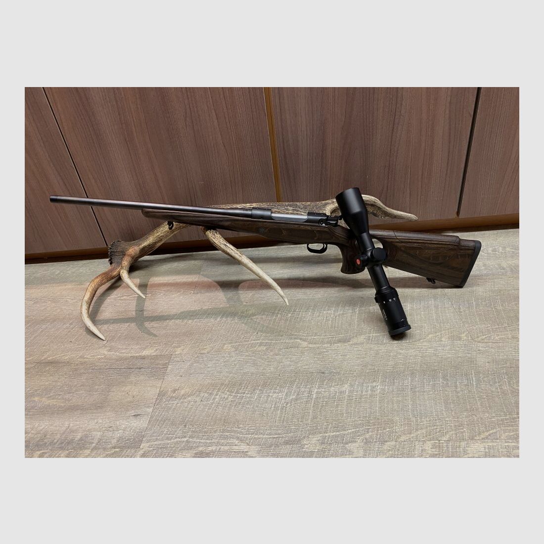 Mauser M12 Big Max, con Leica Fortis 6 2-12x50 i, sin riel