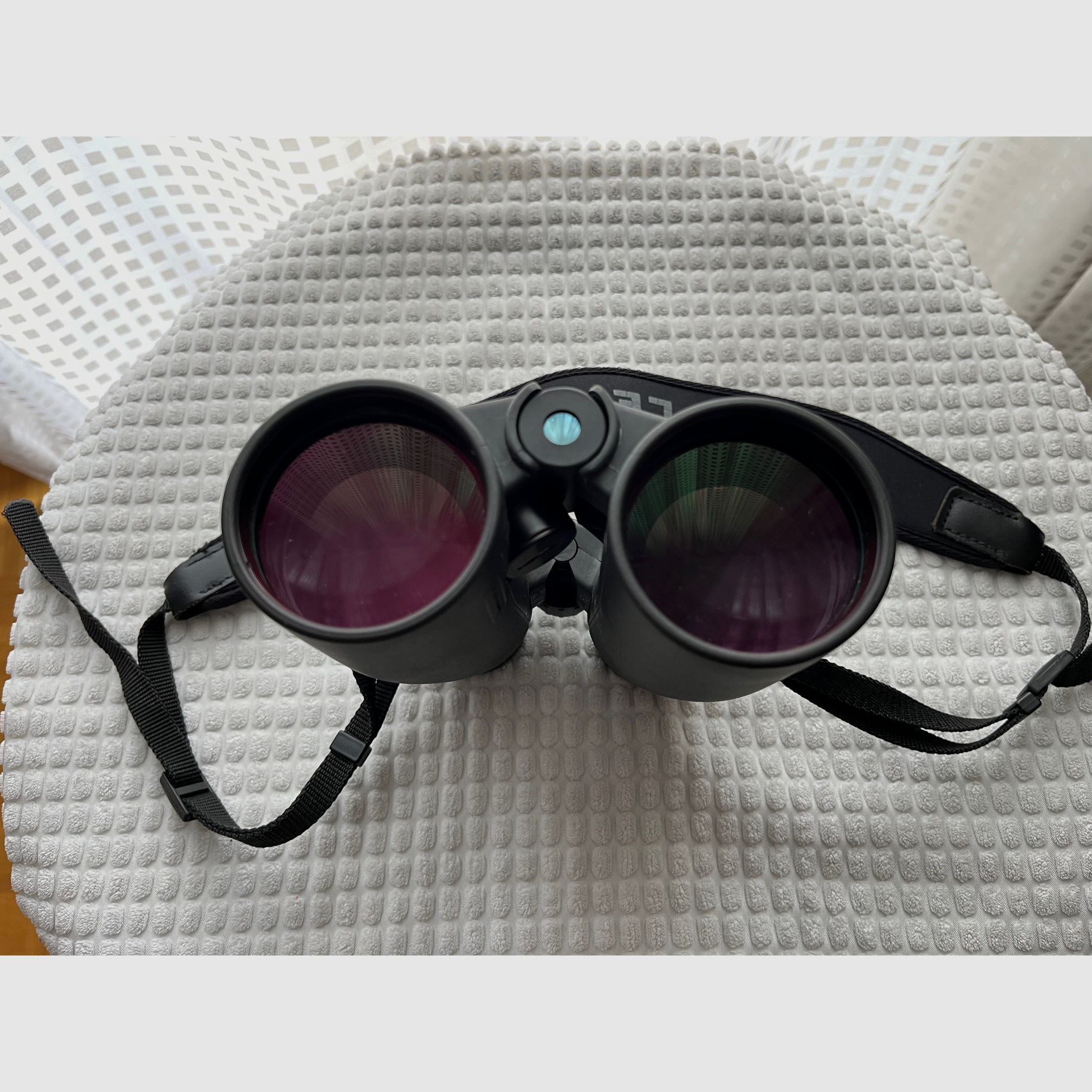 LEICA Geovid 8x56 HD-R (Typ 500) Fernglas mit Entfernungsmesser