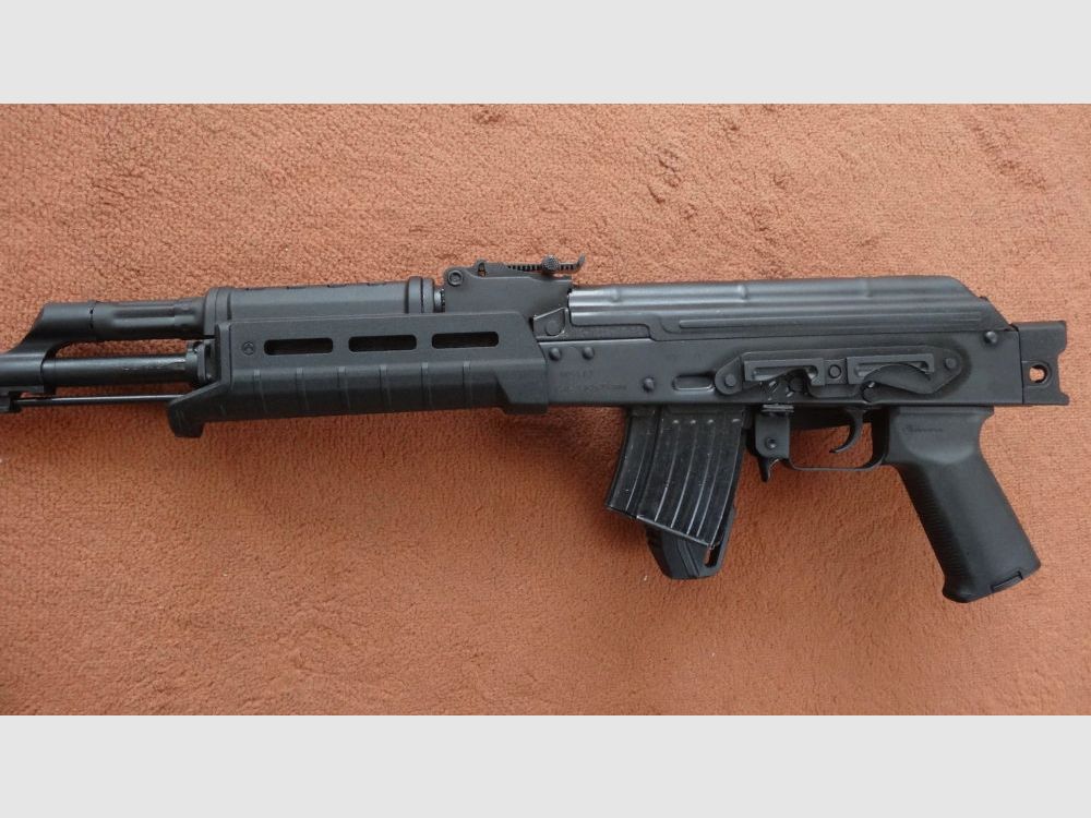 Cugir SL-BÜCHSE: CUGIR WS1-63 MIT MAGPUL ANBAUTEILEN CAL. 7,62X39 MM