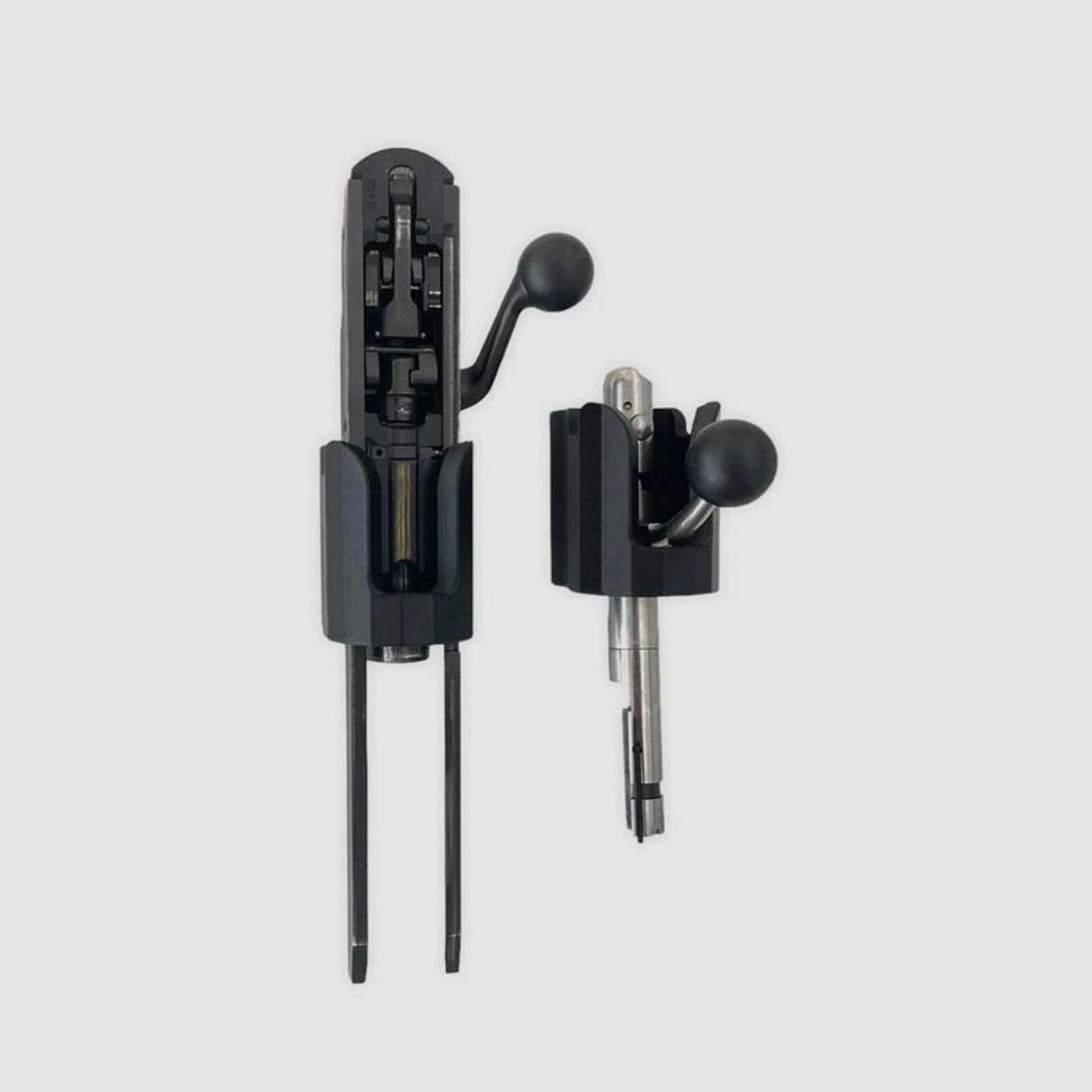 Our stable magnetic holders: 32mm universal closure head holders