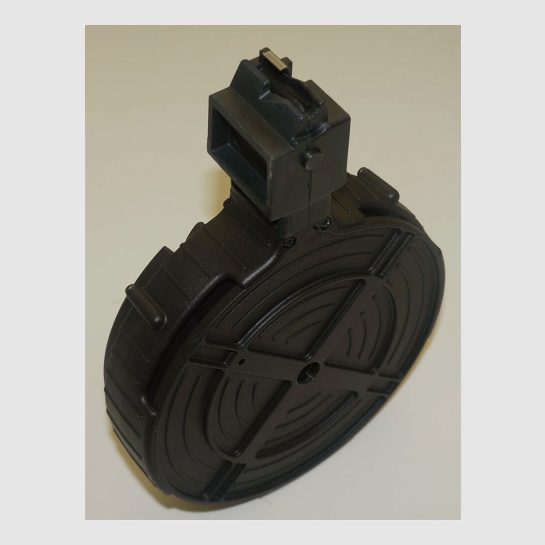 Duitse Sportwapens 110-schots trommelmagazijn Rotary-magazijn voor Ruger 10/22 kaliber .22lr. Trommel-magazijn