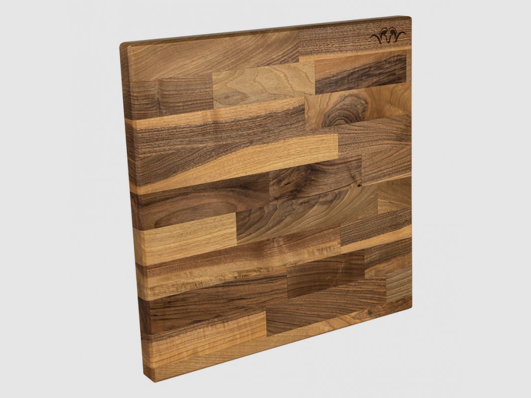 Tagliere in noce Blaser