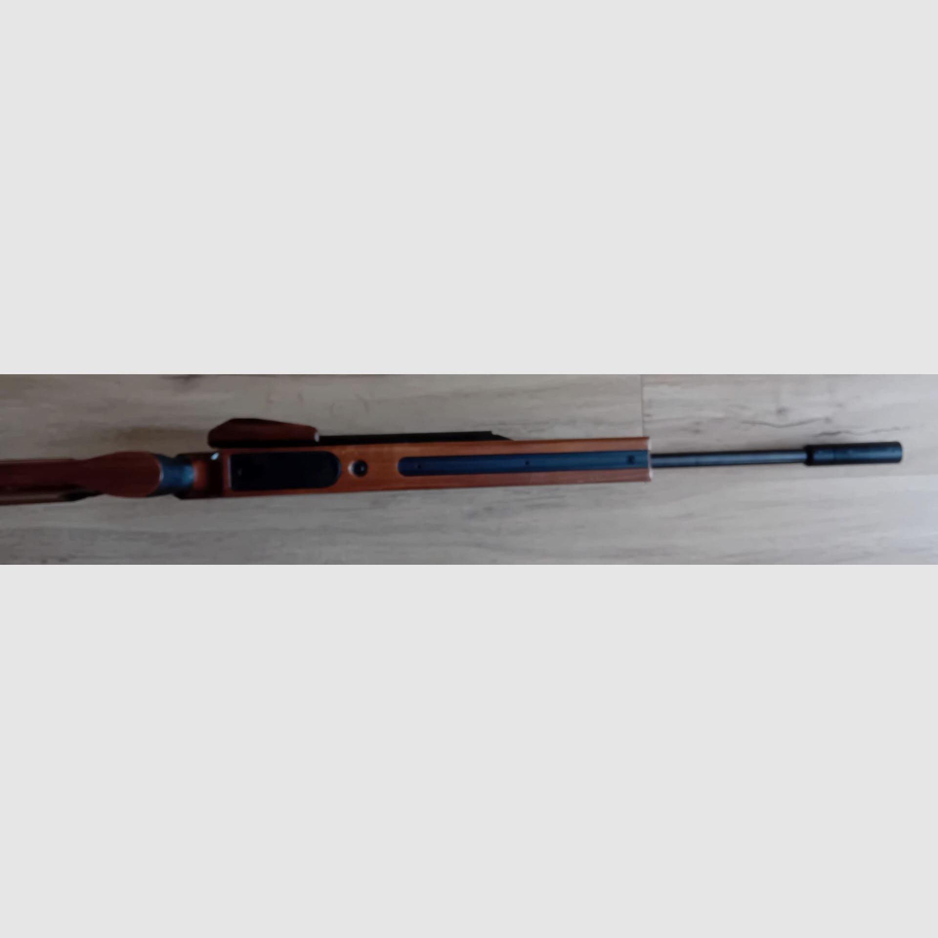 Karabinek pneumatyczny Walther LGM 1   Prawy - Lewy - Kolba 