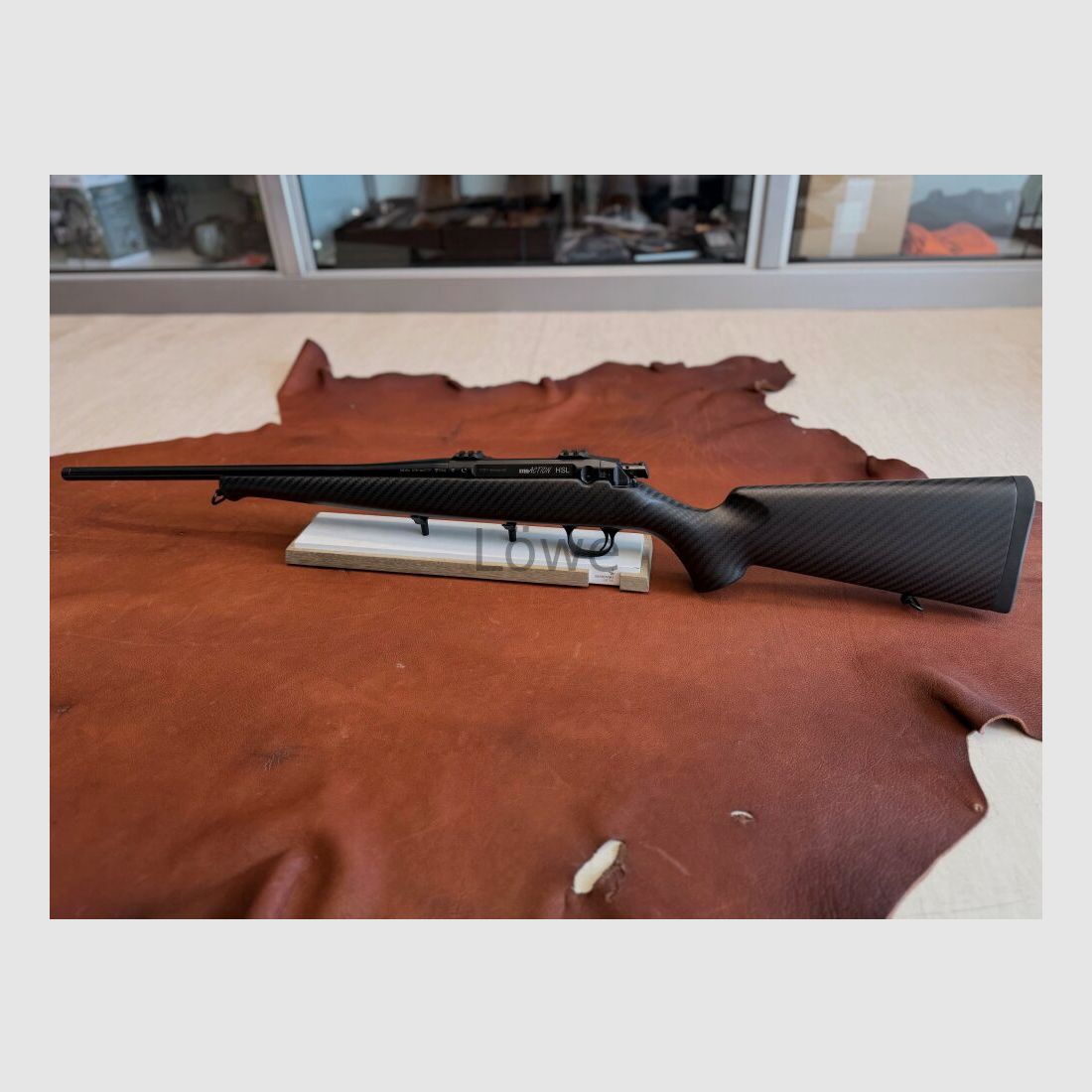 Steel Action HSL Carbon