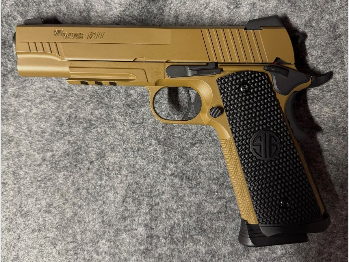 Glock 19X Gas-Blowback calibro 6mm BB + Nighthawk Custom + SIG Sauer 1911, entrambi CO2 Blowback, immagine 9 di 11
