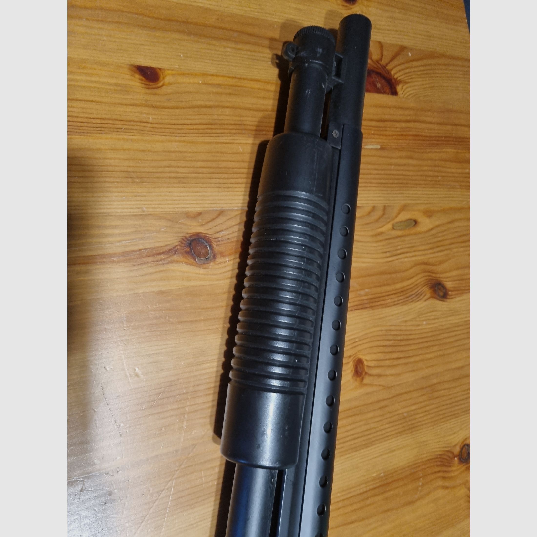 Airsoft Walther PPQ + Pumpgun M500 defekt